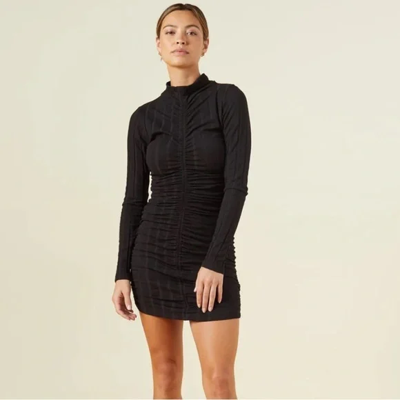 MONROE- Green Ruched Long Sleeve Body-con Dress - NEW - Picture 7 of 10